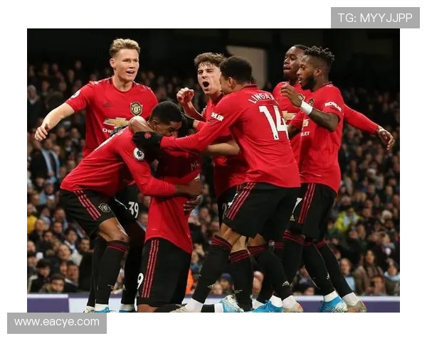 狼队与曼联激战正酣赛直播全程回顾与精彩瞬间解析